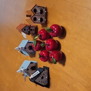 Lot of 11 Christmas Ornaments 6 apples and 5 birdhouses